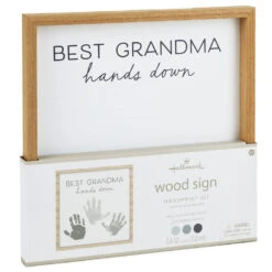 Hallmark Best Grandma Hands Down Wood Sign Handprint Kit -Hallmark Best Grandma Wood Sign Handprint Kit With Paints 1BBY4848 03