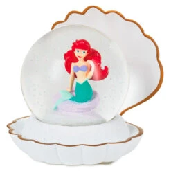 Hallmark Disney The Little Mermaid Ariel In Seashell Snow Globe