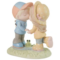 Precious Moments You Are My Sunshine On A Rainy Day Figurine, 5.6" 6 Precious Moments You Are My Sunshine On A Rainy Day Figurine, 5.6" -Hallmark Precious Moments Couple Kissing in the Rain Figurine 223002 03